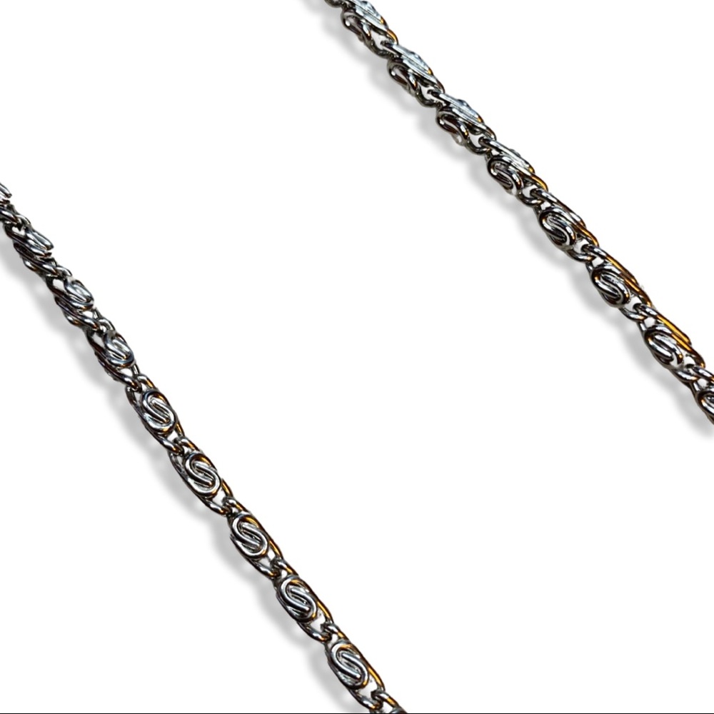 Long Chain - Picture 2 of 3